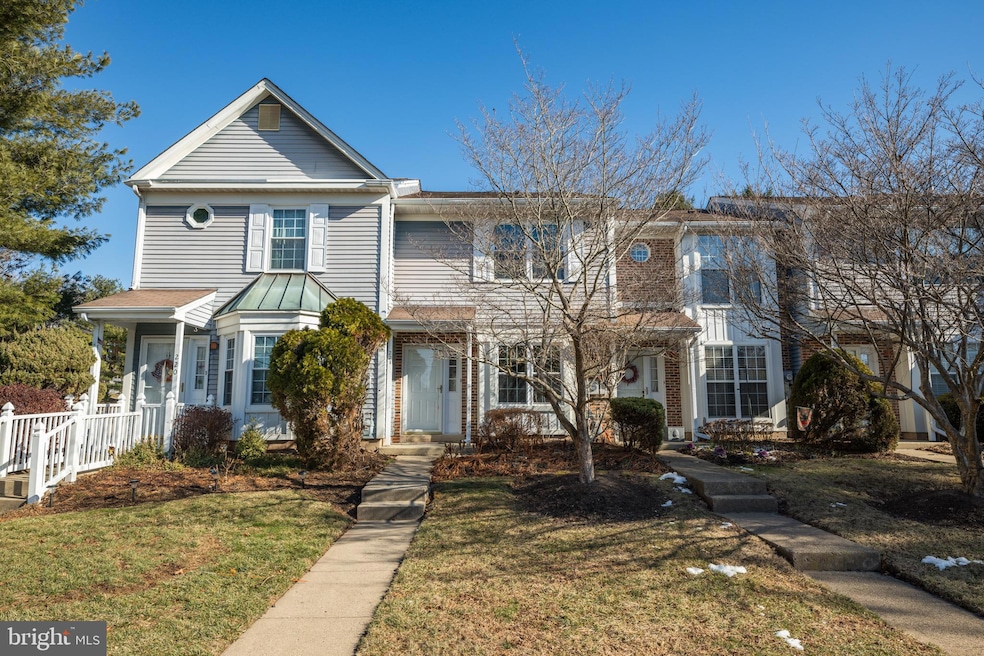 221 Leedom Way unit 107, Newtown, PA 18940 - photo 1