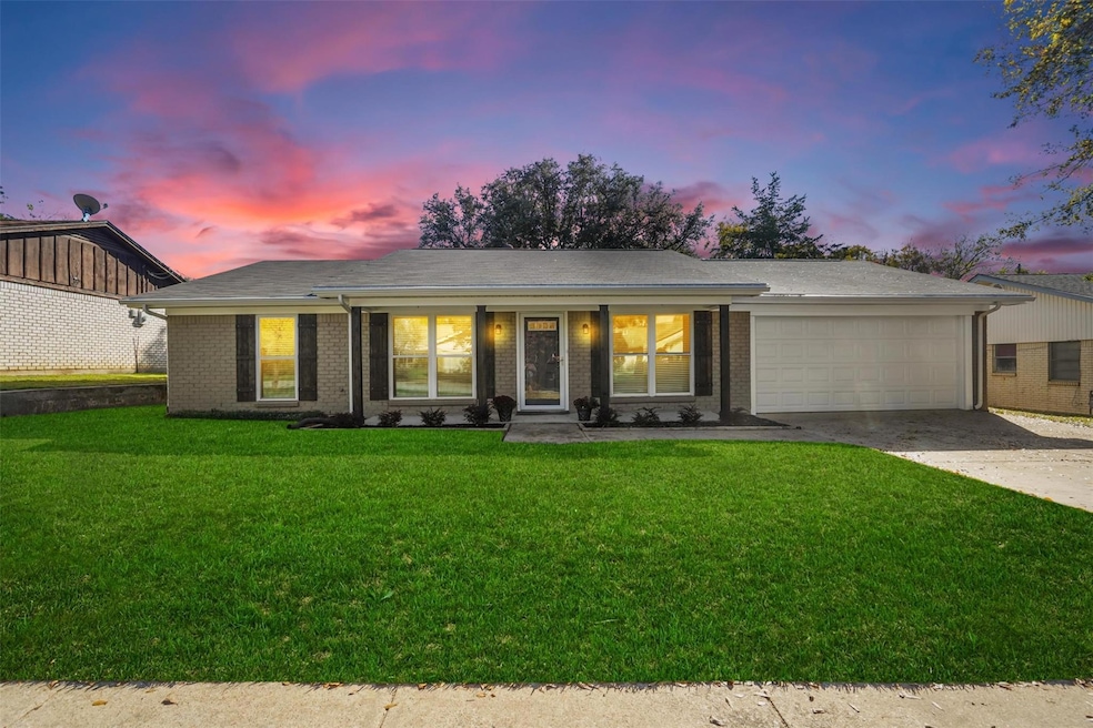 1812 Chattanooga Dr, Bedford, TX 76022 - photo 1