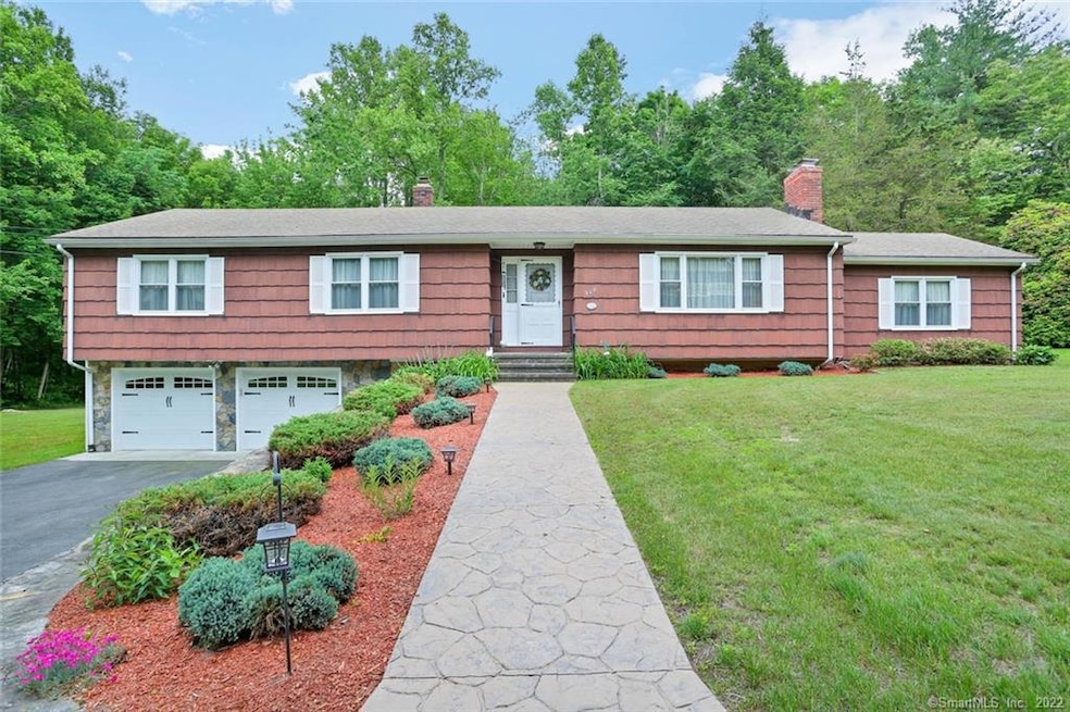 308 Shelton Rd, Monroe, CT 06468 - photo 1