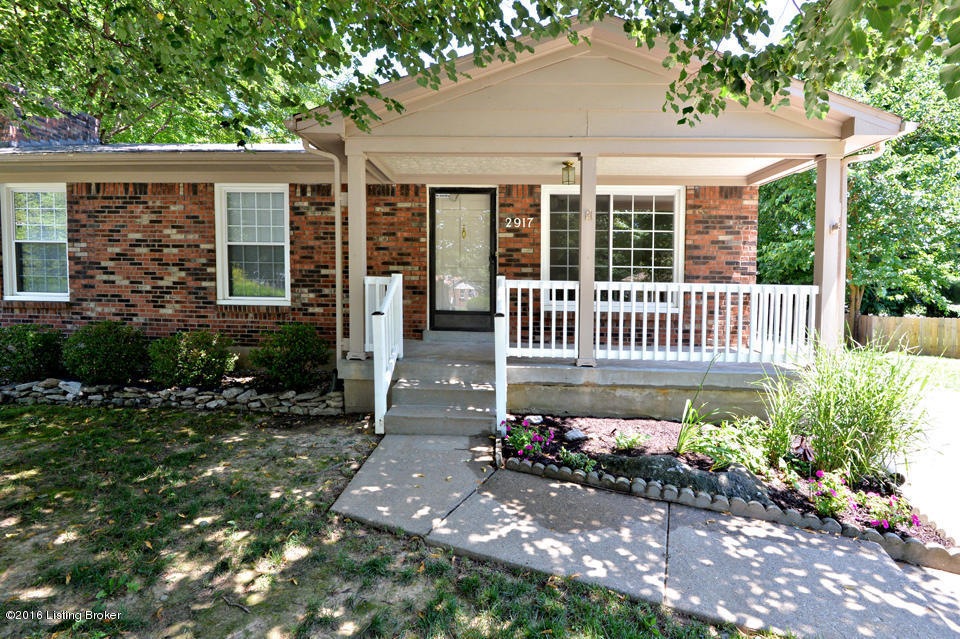 2917 Arlington Ct, Louisville, KY 40299 - photo 1