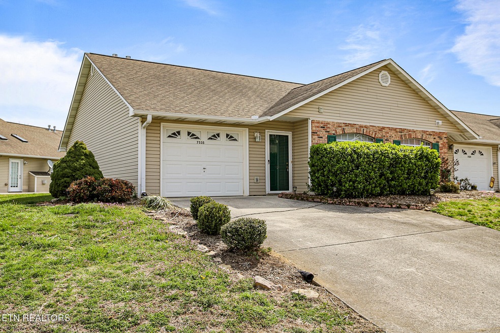 Sold $250,000 • Co-Listing Agent