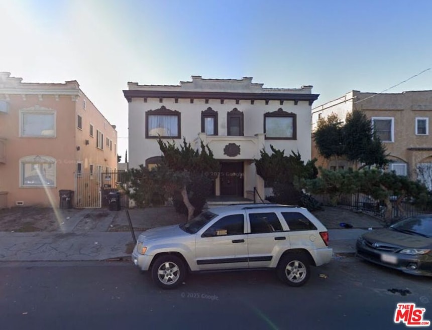 1120 W 42nd St, Los Angeles, CA 90037 - photo 1