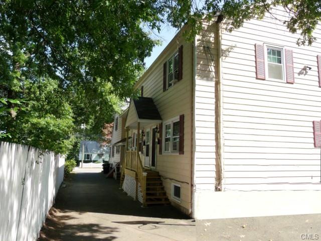 175 Seaside Ave unit 4, Stamford, CT 06902 - photo 1