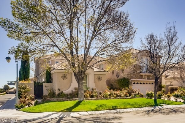 Exterior corner lot
