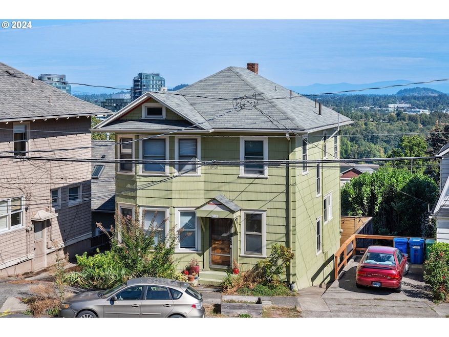 4118 SW View Point Terrace, Portland, OR 97239 - photo 1