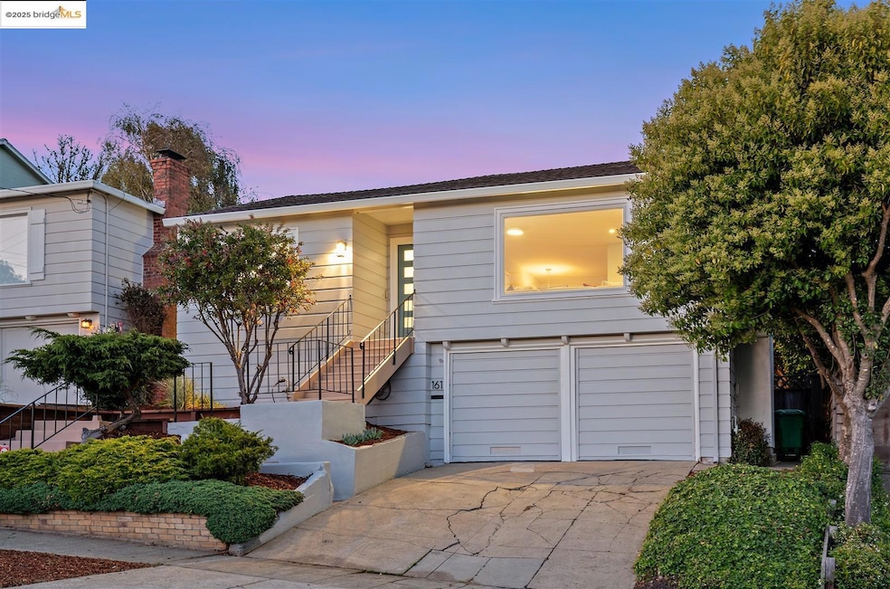 Sold $1,315,000 • Co-Listing Agent