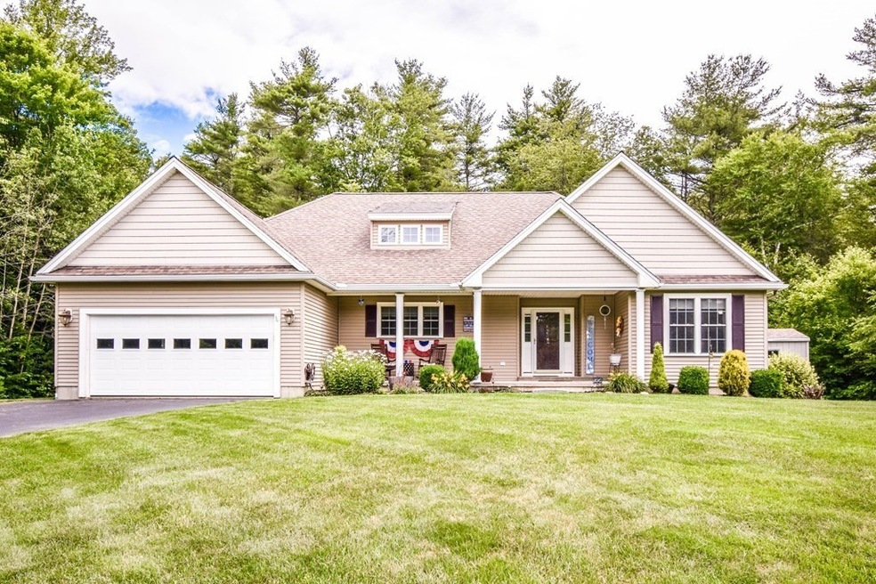 22 White Cir, Templeton, MA 01468 - photo 1