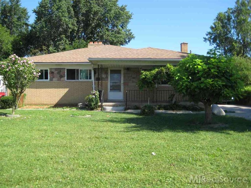 15371 Frazho Rd, Roseville, MI 48066 - photo 1