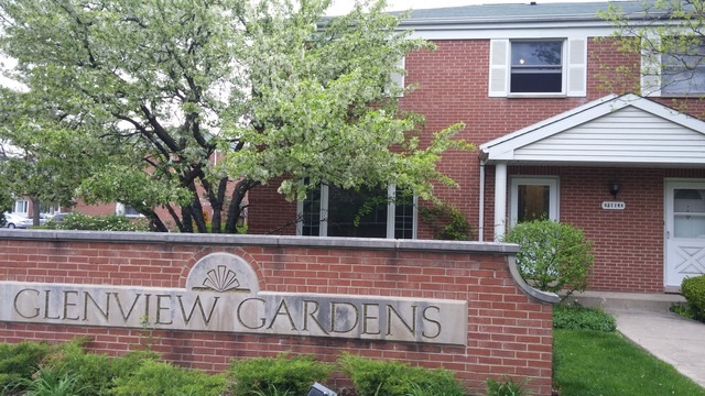 2114 Rugen Rd unit D, Glenview, IL 60026 - photo 1