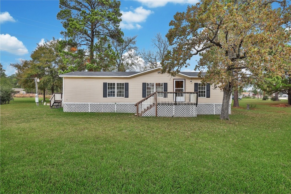 2 Jacob St, Huntsville, TX 77320 - photo 1