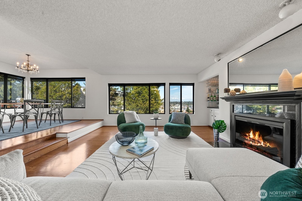 3640 26th Place W unit 201B, Seattle, WA 98199 - photo 1