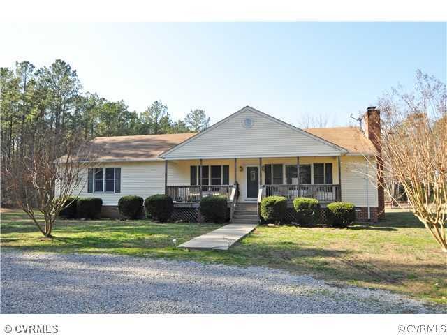 7103 W Quaker Rd, Disputanta, VA 23842 - photo 1