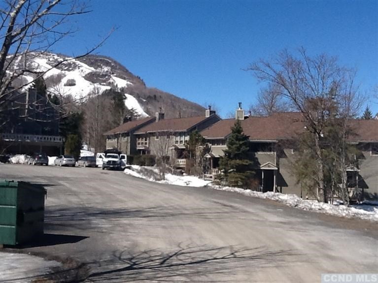 76 Highlands Ln unit C-1, Hunter, NY 12442 - photo 1