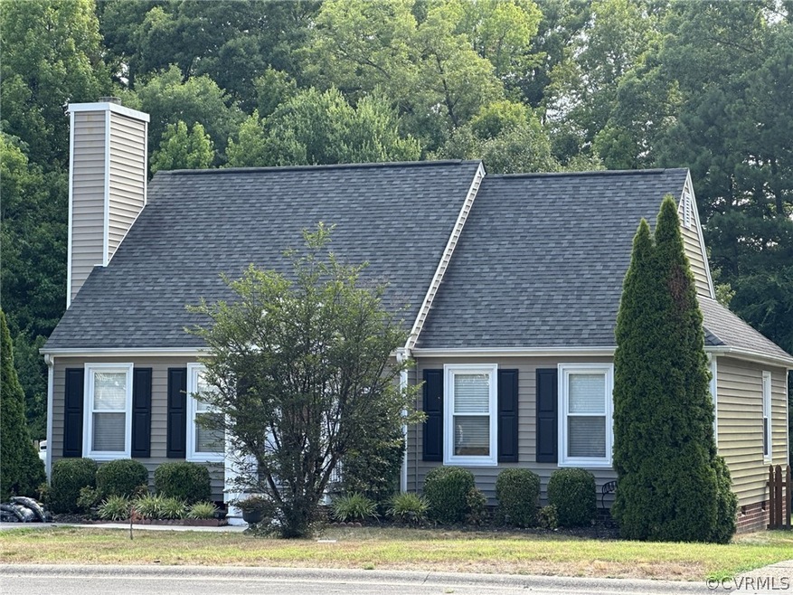 10422 Gibsons Landing Dr, Henrico, VA 23233 - photo 1