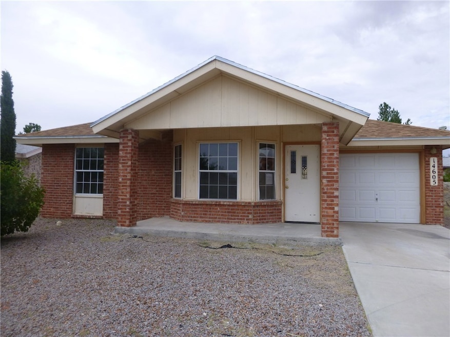 14605 Las Aguilas Dr, Horizon City, TX 79928 - photo 1