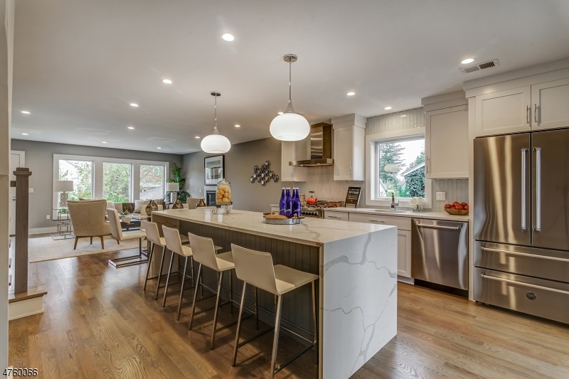 18 Rector St unit A, Millburn, NJ 07041 - photo 1