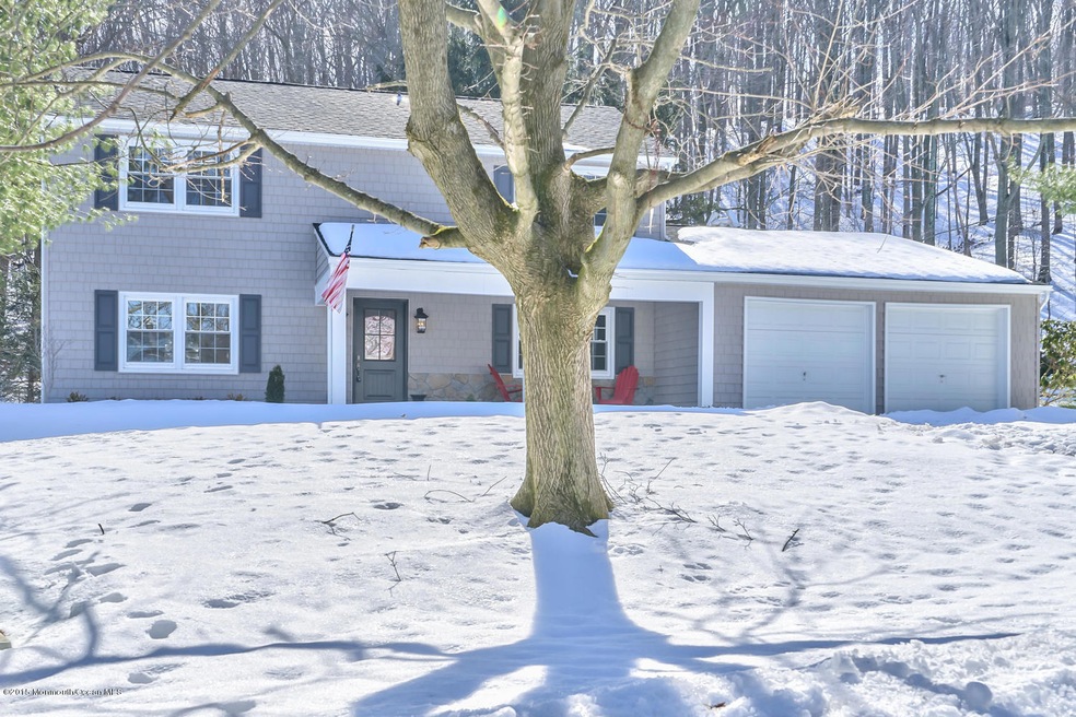 32 Jubilee Cir, Matawan, NJ 07747 - photo 1