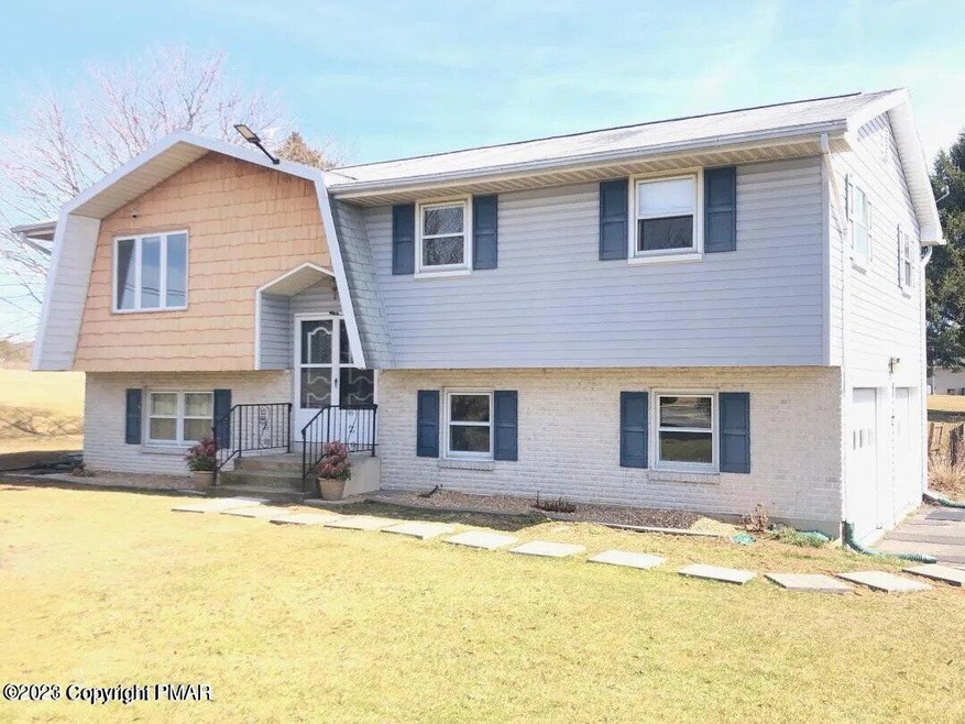 1002 Weir Lake Rd, Brodheadsville, PA 18322 - photo 1