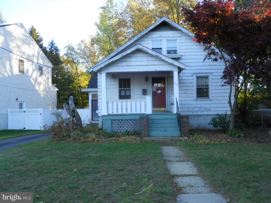 315 2nd Ave, Hightstown, NJ 08520 - photo 1