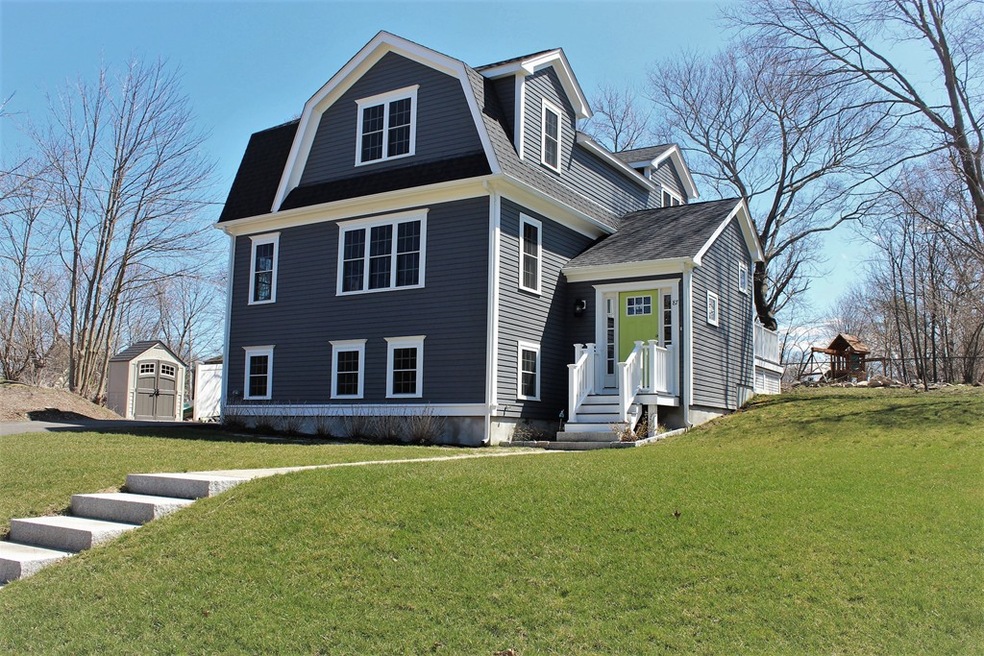 87 Canterbury St, Hingham, MA 02043 - photo 1