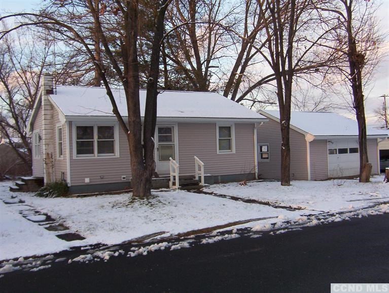 60 Milo St, Hudson, NY 12534 - photo 1