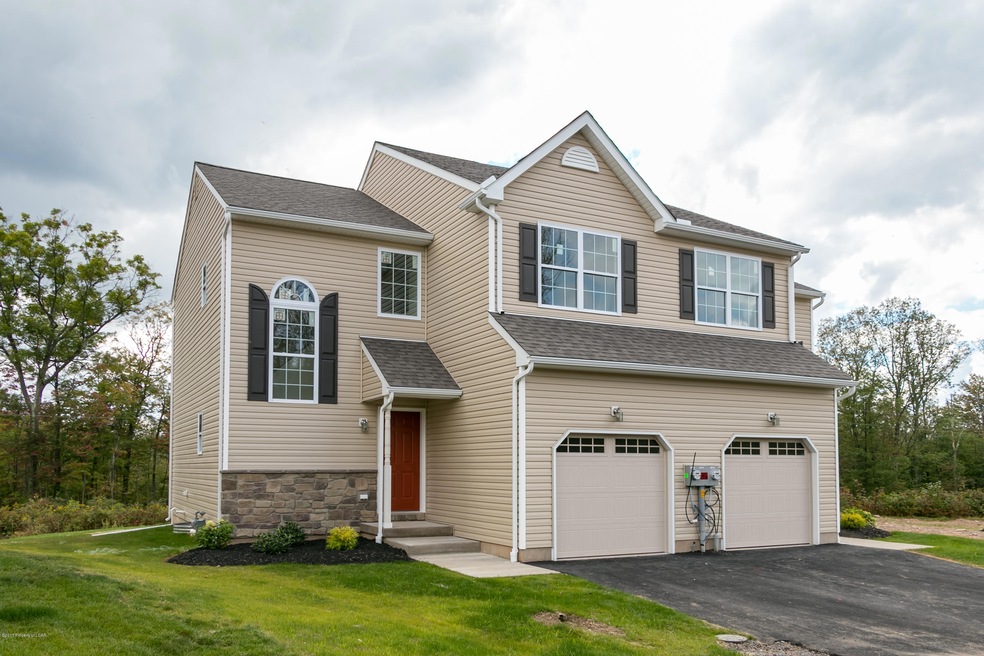 112 Player Court Dr, Drums, PA 18222 - photo 1