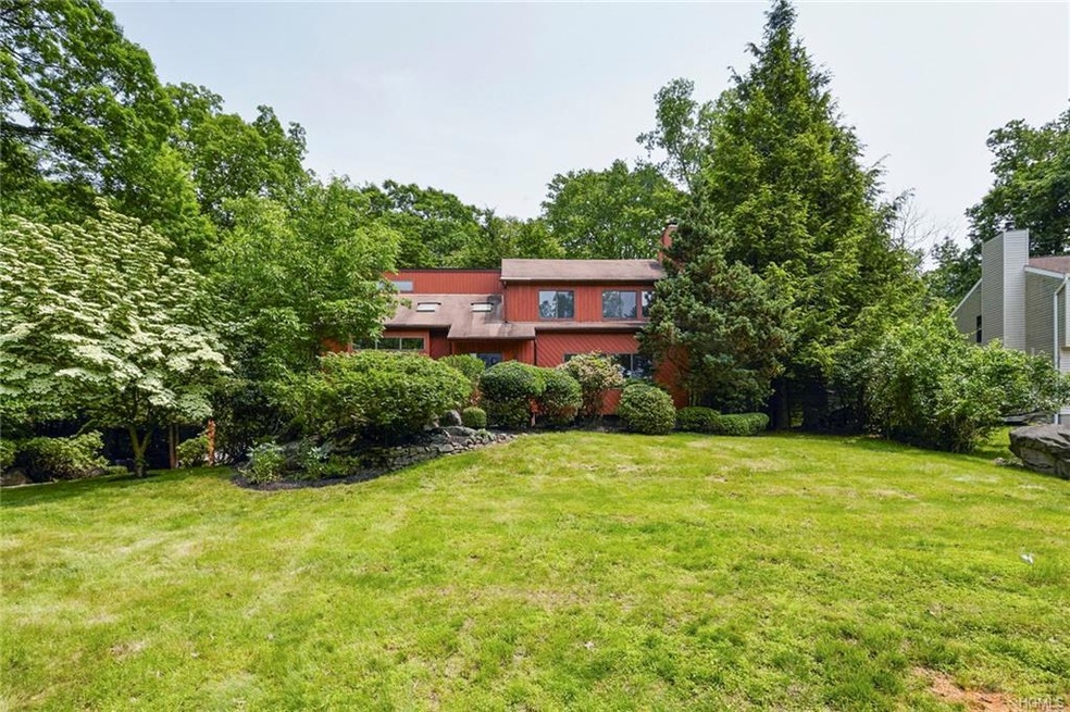 7 Scala Ct, Montrose, NY 10548 - photo 1