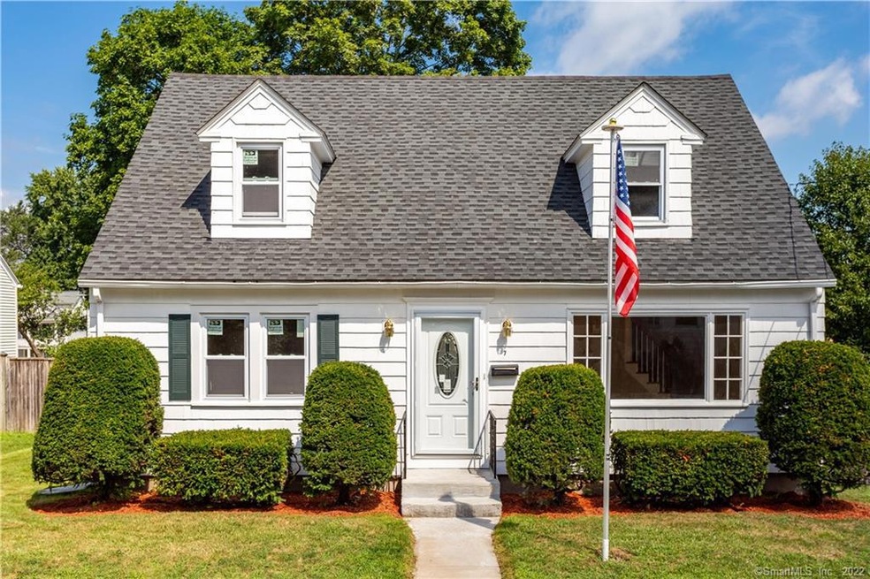 7 Mountain View Ave, Enfield, CT 06082 - photo 1