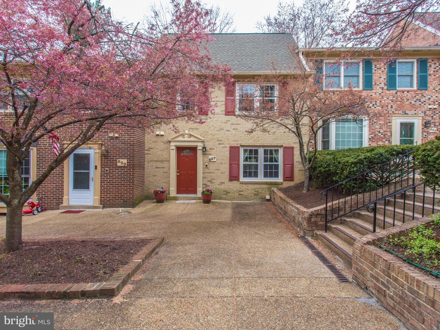 657 N Armistead St, Alexandria, VA 22312 - photo 1