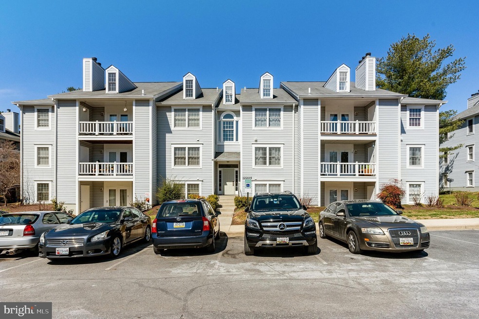 12205 Saint Peter Ct unit L, Germantown, MD 20874 - photo 1