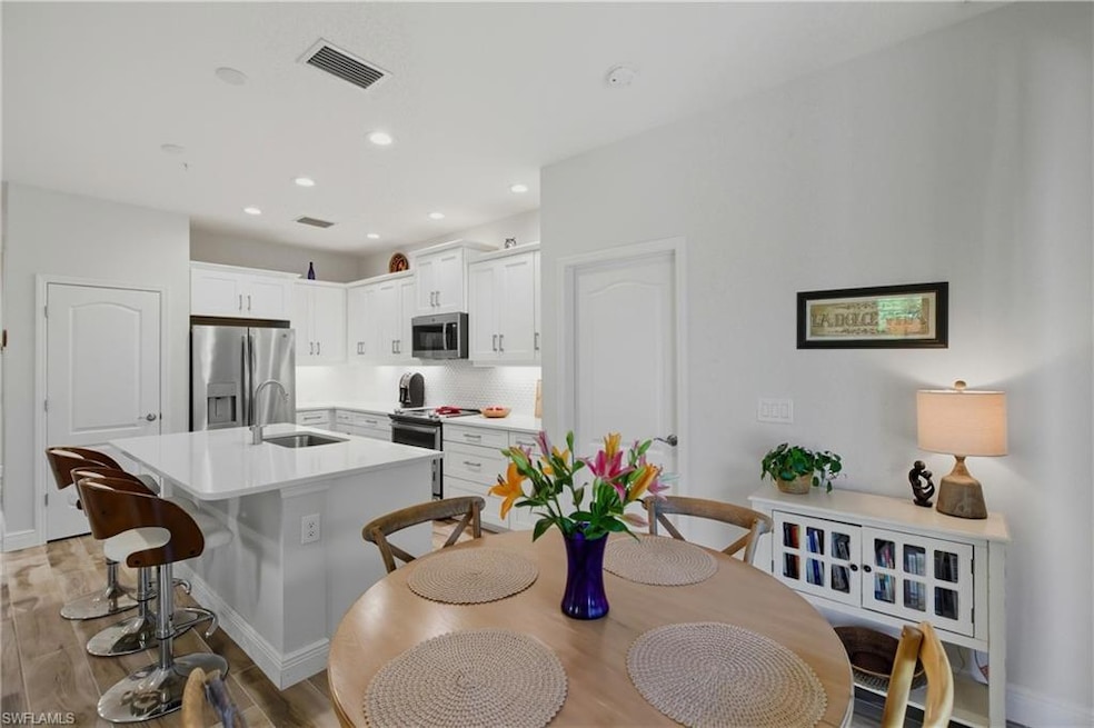 6947 Avalon Cir unit 1908, Naples, FL 34112 - photo 1