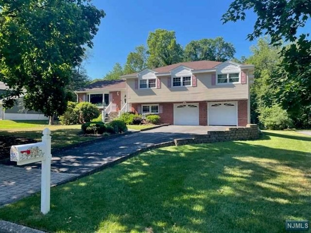 353 Ell Rd, Hillsdale, NJ 07642 - photo 1