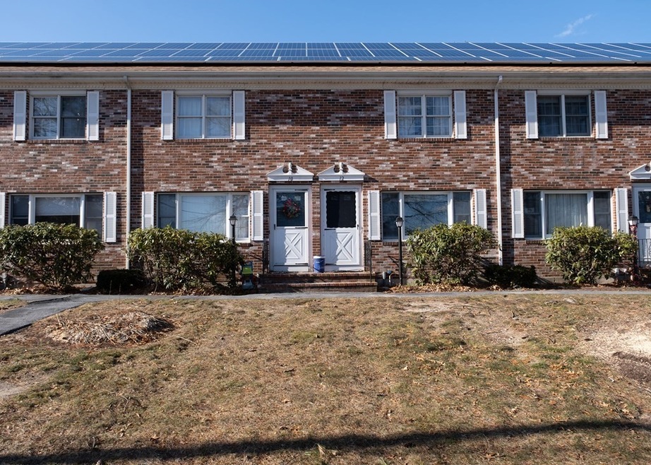 12 Robins St, East Bridgewater, MA 02333 - photo 1