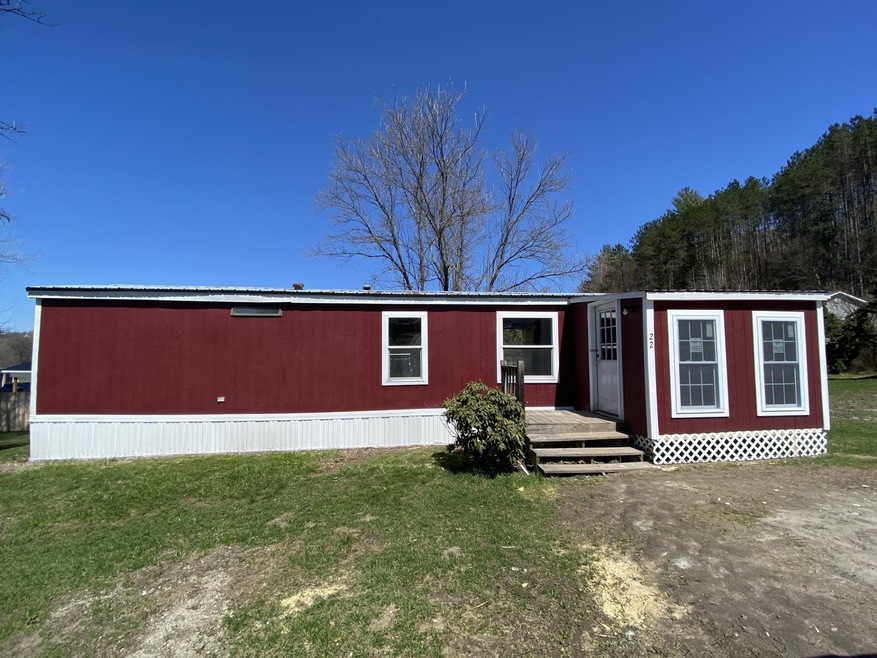 596 S Barre Rd unit 22, Barre, VT 05641 - photo 1