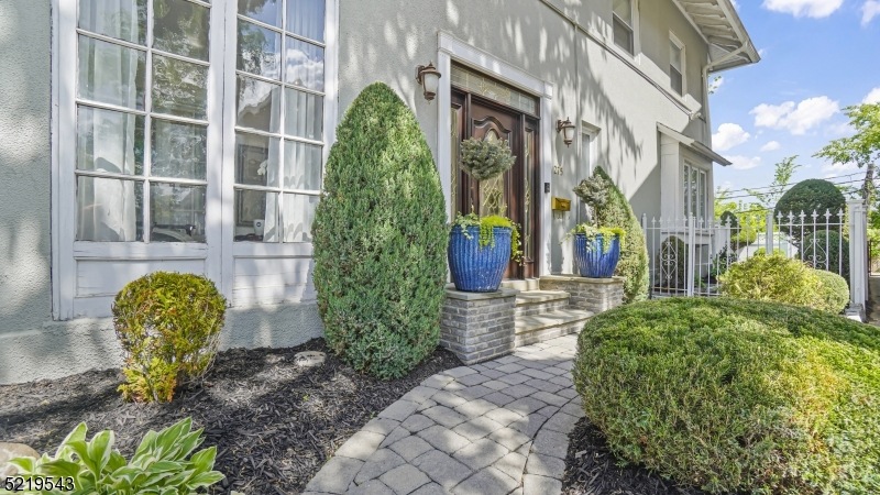 275 Ivy Ct, Orange, NJ 07050 - photo 1