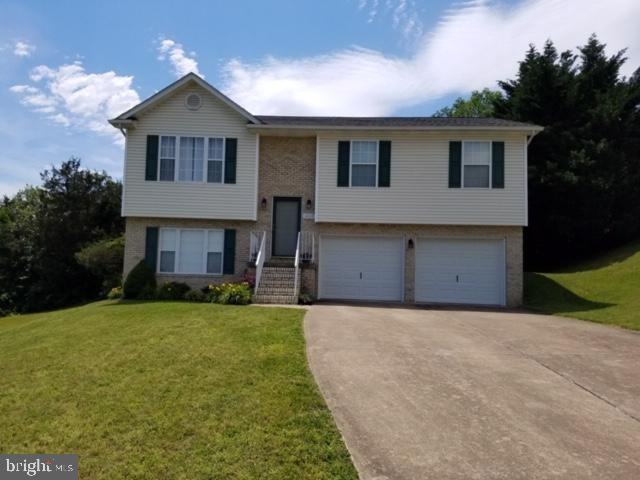 1205 Ripple Ct, Front Royal, VA 22630 - photo 1