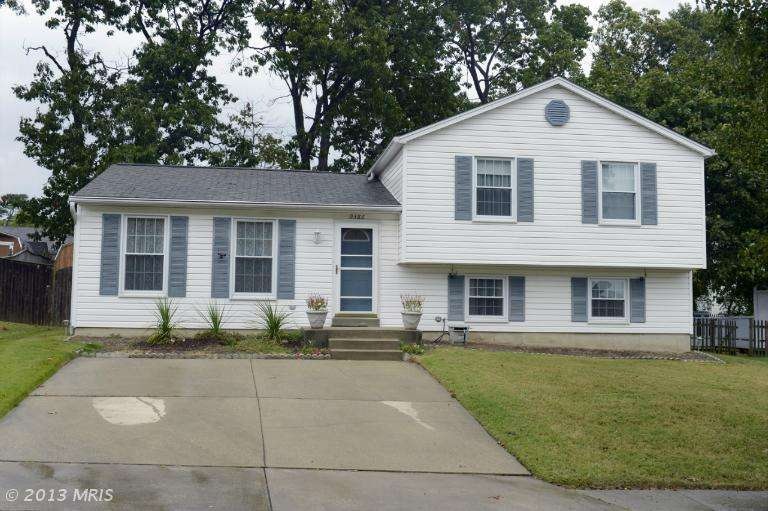 9386 Northgate Rd, Laurel, MD 20723 - photo 1