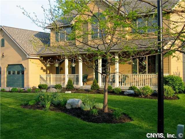 Exterior Front Welcome to 4 Lynian Way