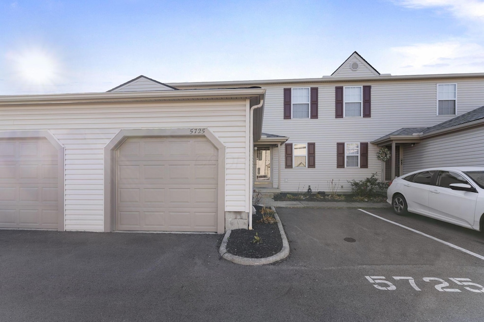 Under Contract $180,000 • Co-Listing Agent