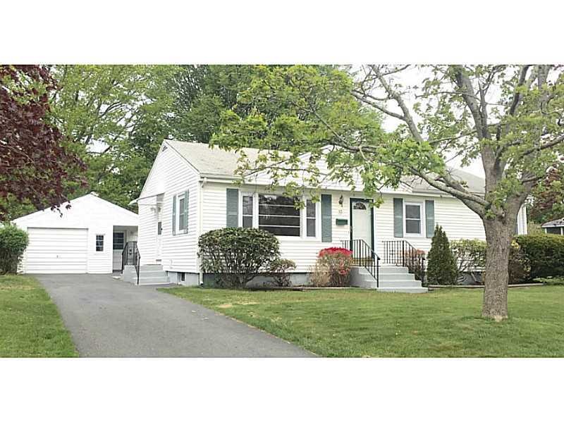 13 Wood Rd, Middletown, RI 02842 - photo 1