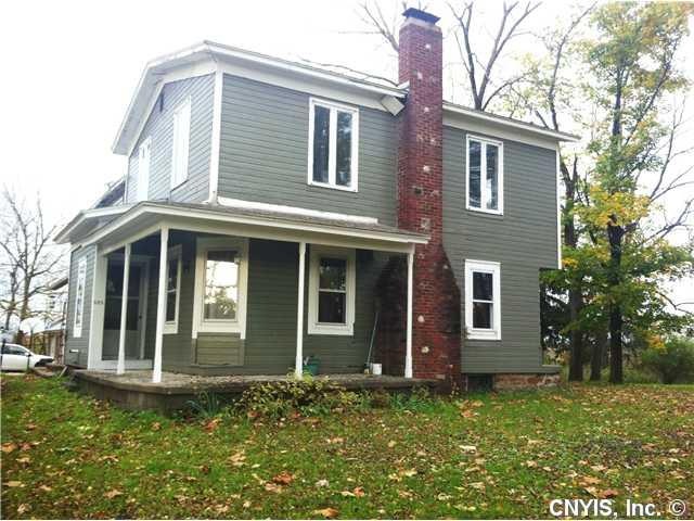 Exterior Front. Set very far back from road. Great