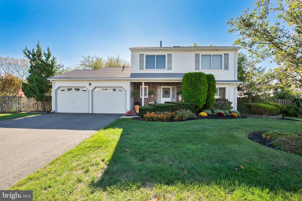 For Sale $699,900 • Co-Listing Agent