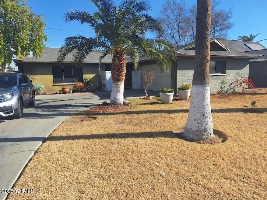 4527 S Forest Ave, Tempe, AZ 85282 - photo 1