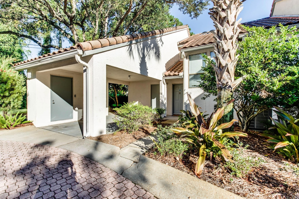 Tops'l Tennis Village Exterior