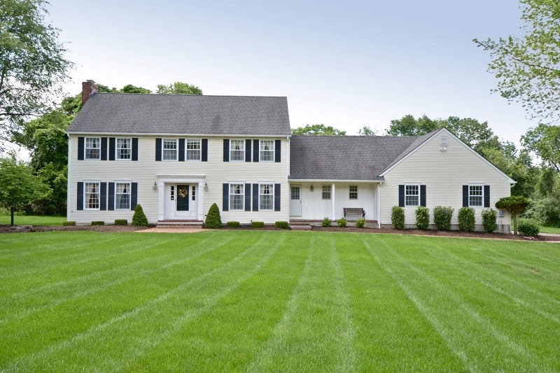 7 Woodedge Rd, Lebanon, NJ 08833 - photo 1