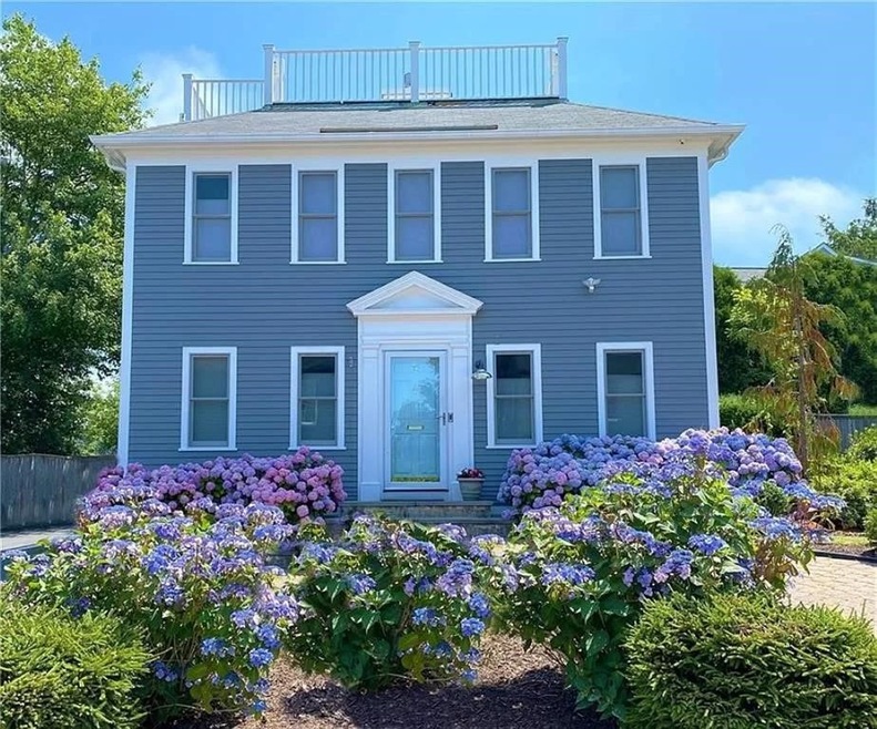 Sold $1,700,000 • Co-Listing Agent