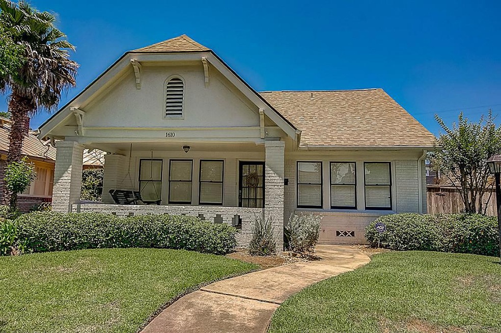 1610 Missouri St, Houston, TX 77006 - photo 1