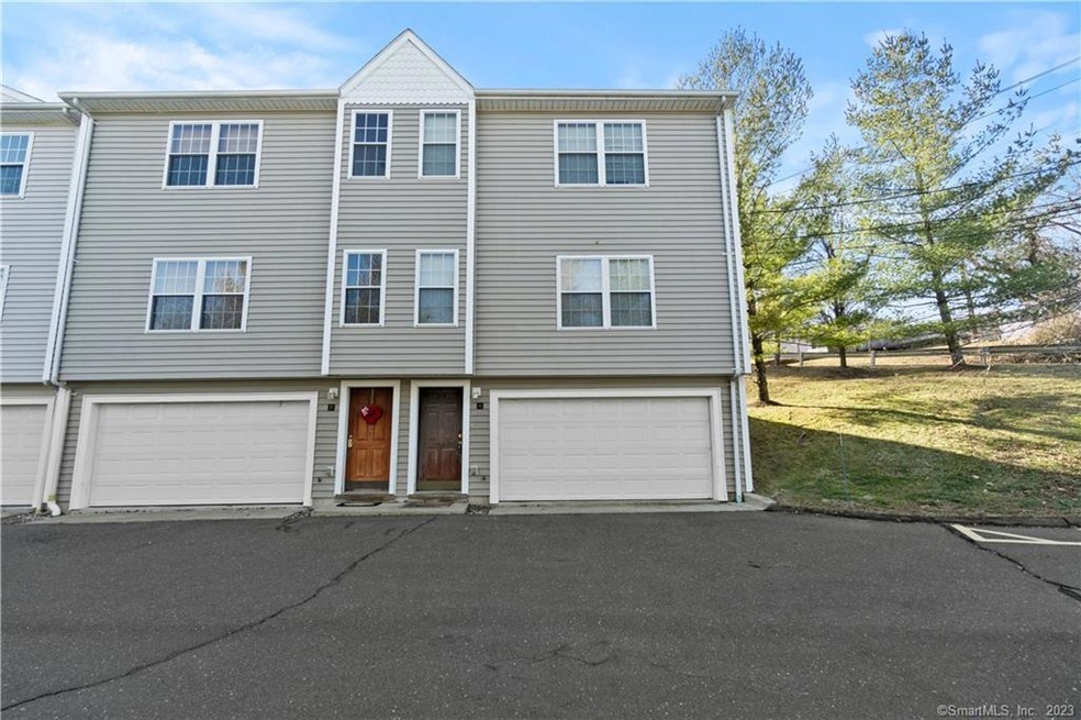 440 W Spring St unit A, West Haven, CT 06516 - photo 1