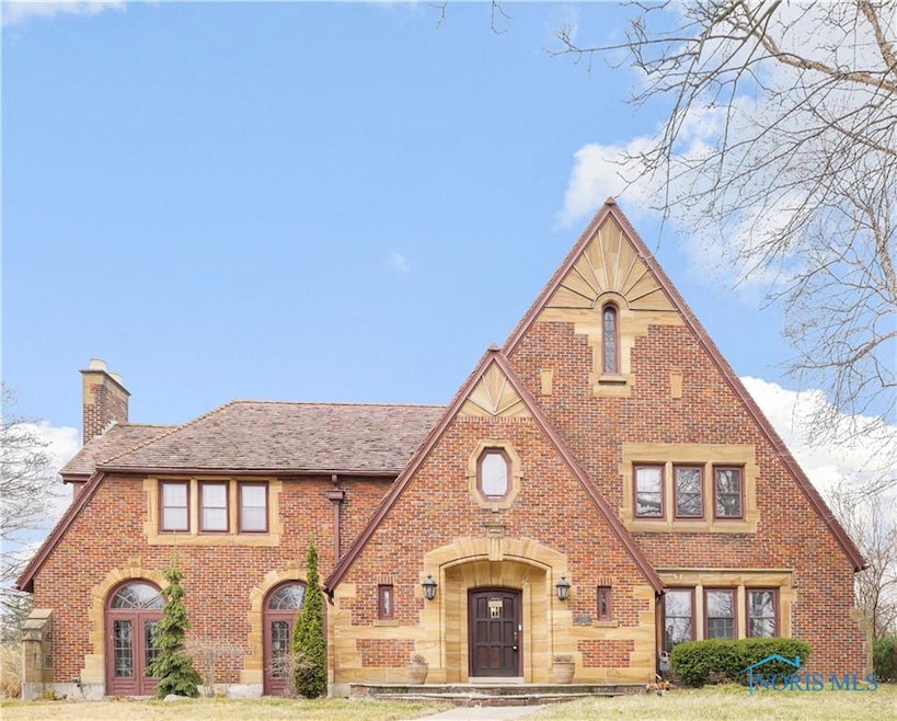 2005 Potomac Dr, Toledo, OH 43607 - photo 1