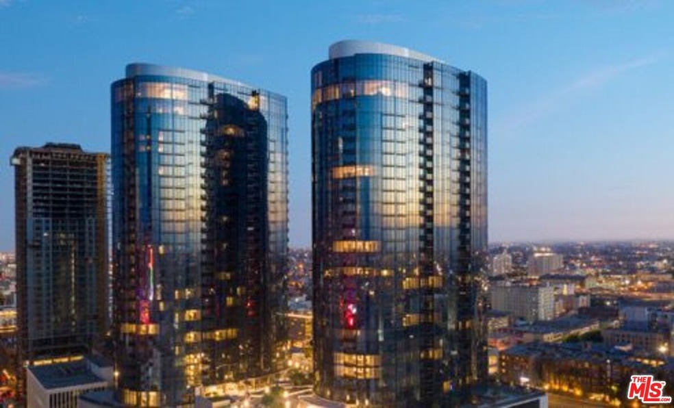 1200 S Figueroa St unit W1110, Los Angeles, CA 90015 - photo 1